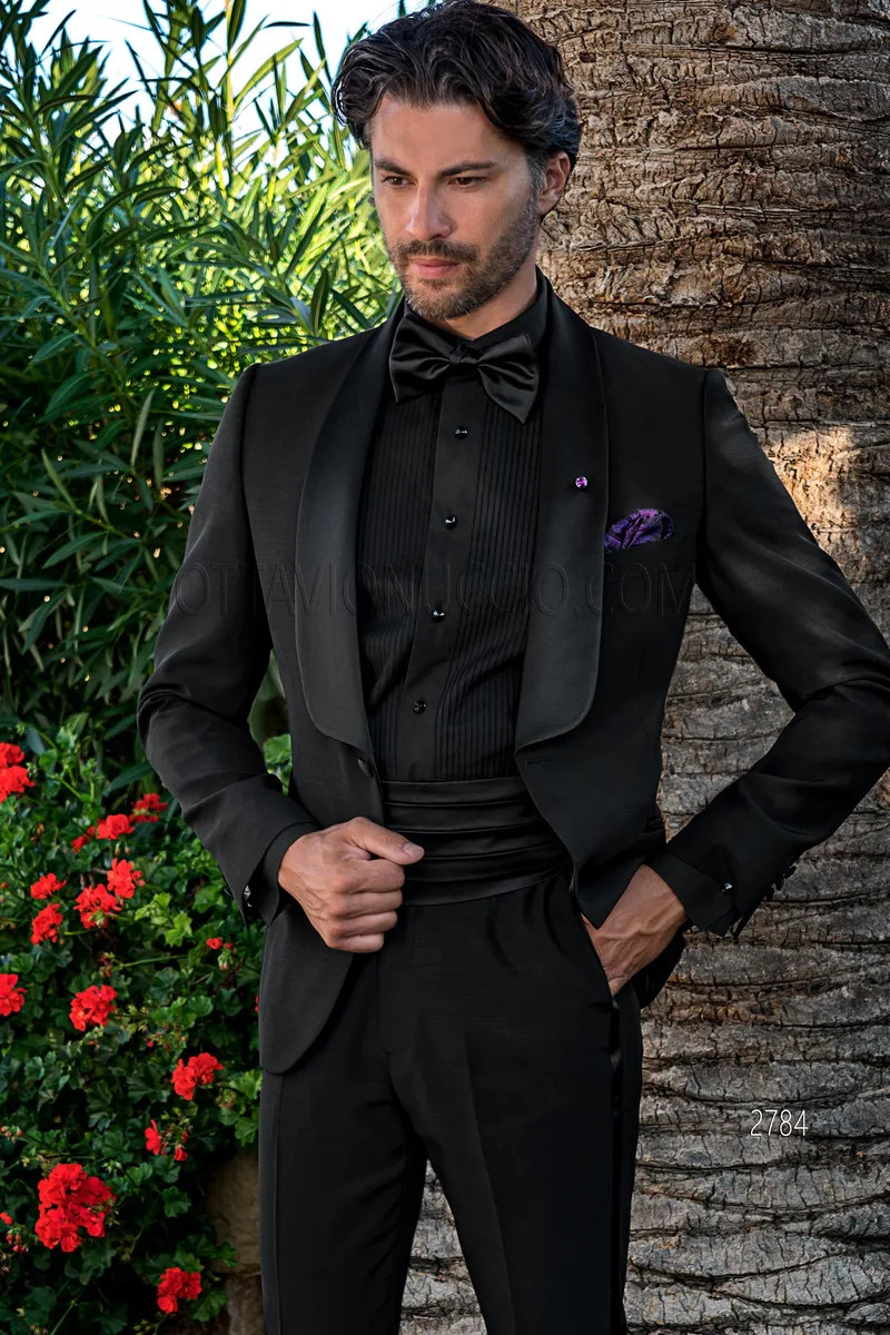 Smoking sciallato nero elegante per uno stile total-black – pa
