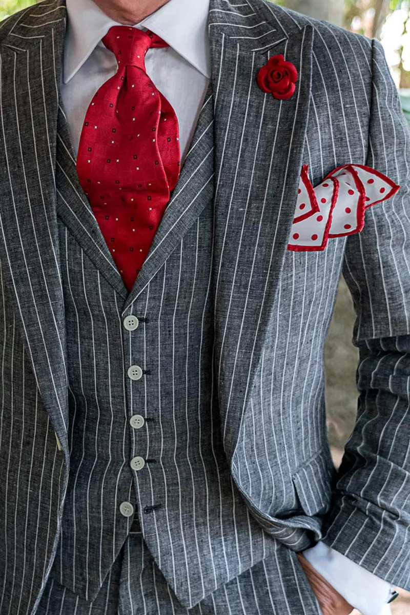 Completo uomo elegante in lino gessato con riga diplomatica grigio 2