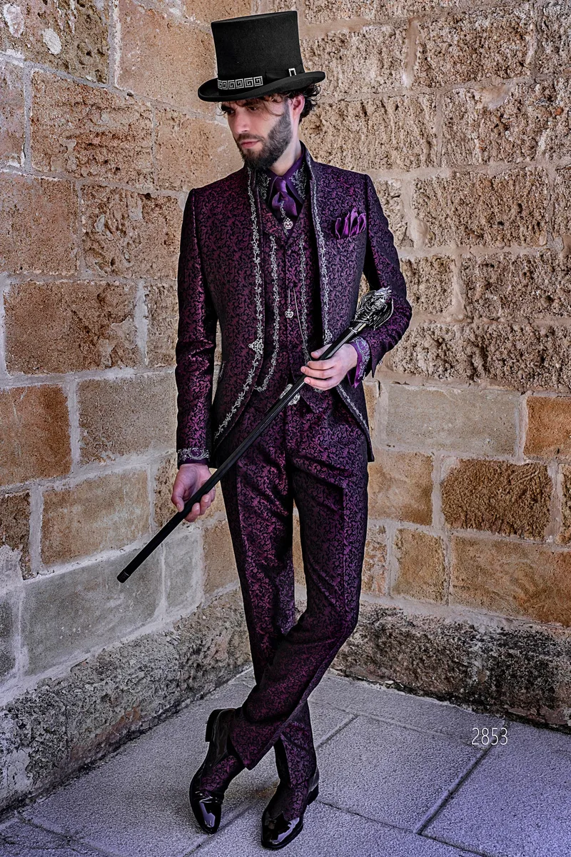 Abito completo stile gotico damascato viola con ricamo argento-nero – fi