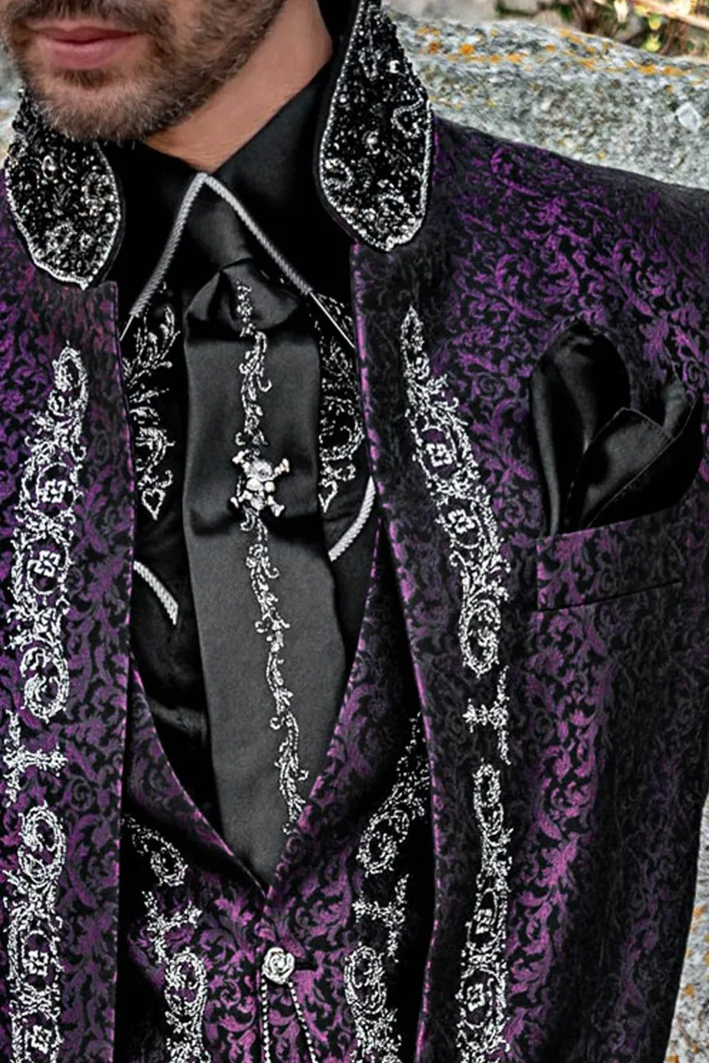 Frac particolare stile gotico damascato viola con ricamo argento-nero 3