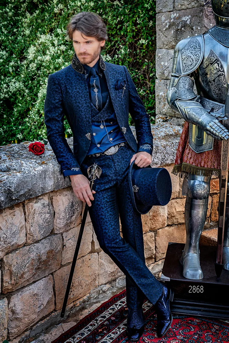 Abito coreano alta moda gotica damascato blu con passamaneria sul collo – fi