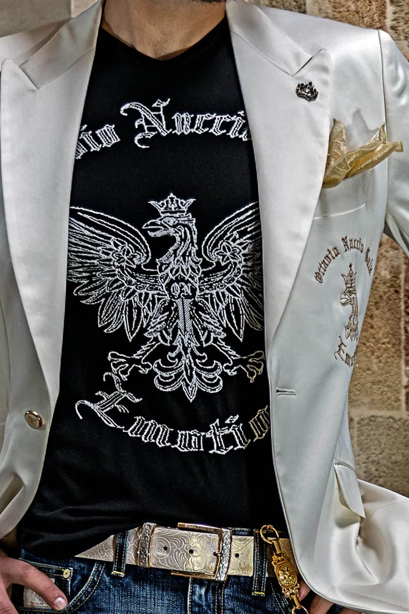 Giacca cerimonia moda in raso avorio con ricamo oro a forma di aquila 3