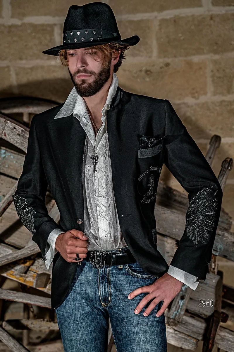 Giacca blazer moda gotica shantung nero con ricamo aquila argento 1