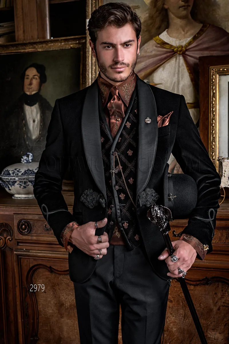 Smoking uomo doppiopetto collo sciallato stile aristocratico in velluto nero 1