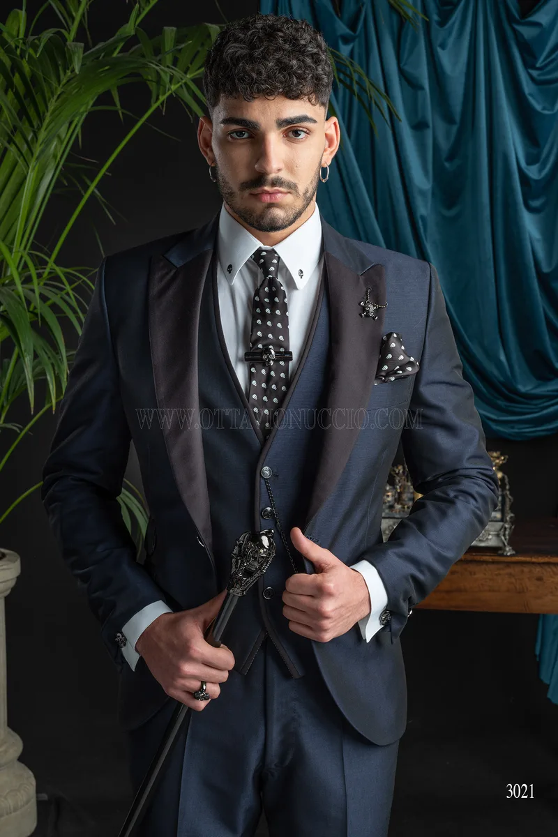 Abito cerimonia uomo blu con rever nero e gilet a tono 1