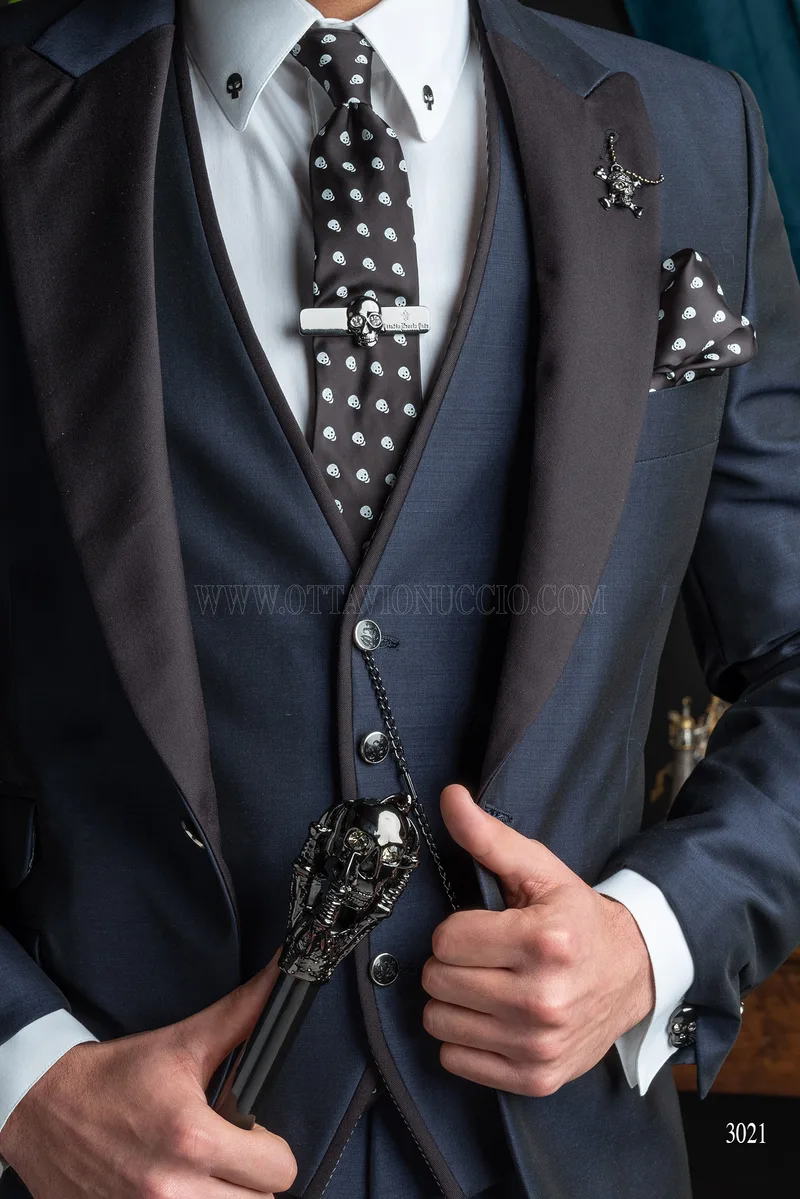 Abito cerimonia uomo blu con rever nero e gilet a tono 3