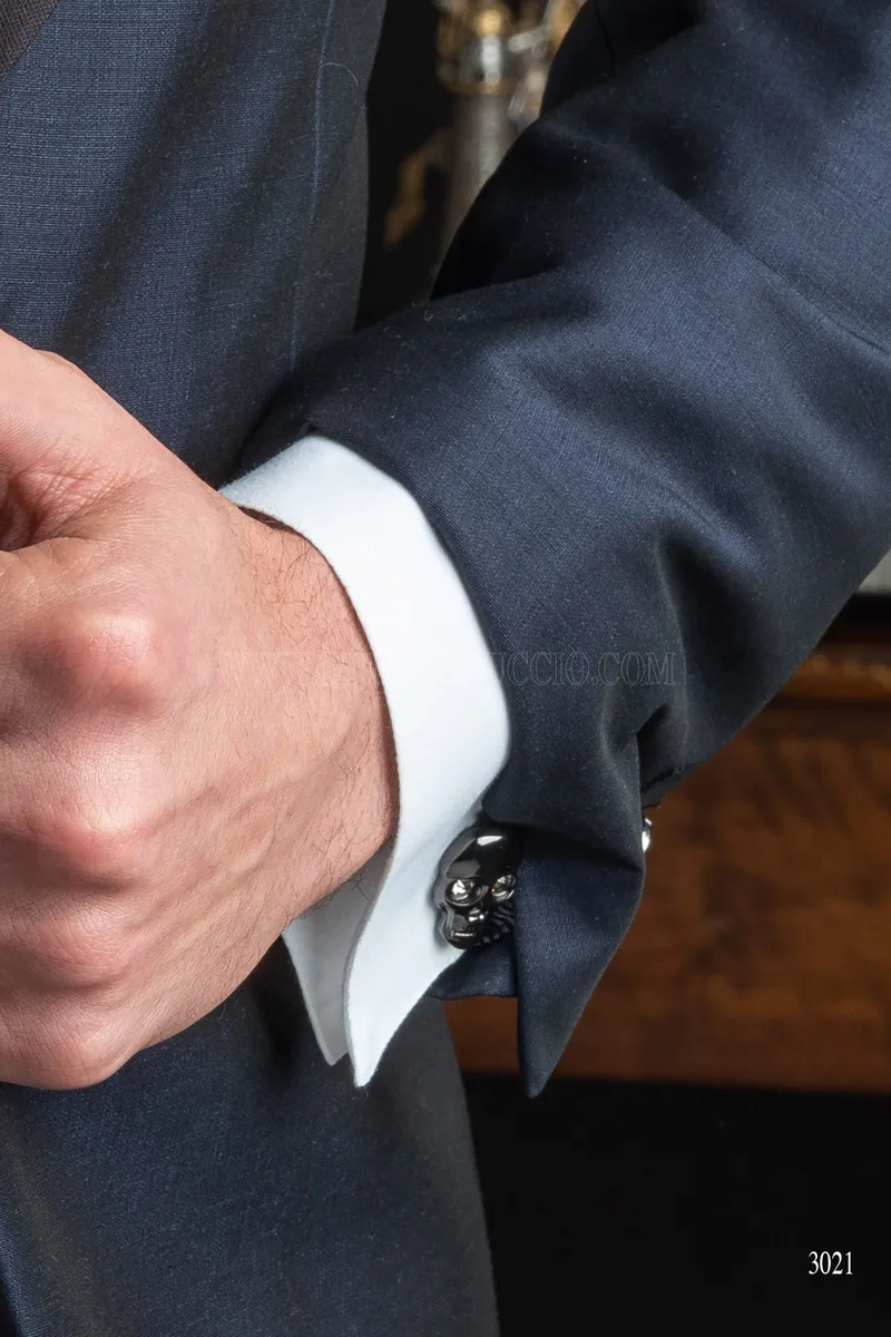 Abito cerimonia uomo blu con rever nero e gilet a tono 6