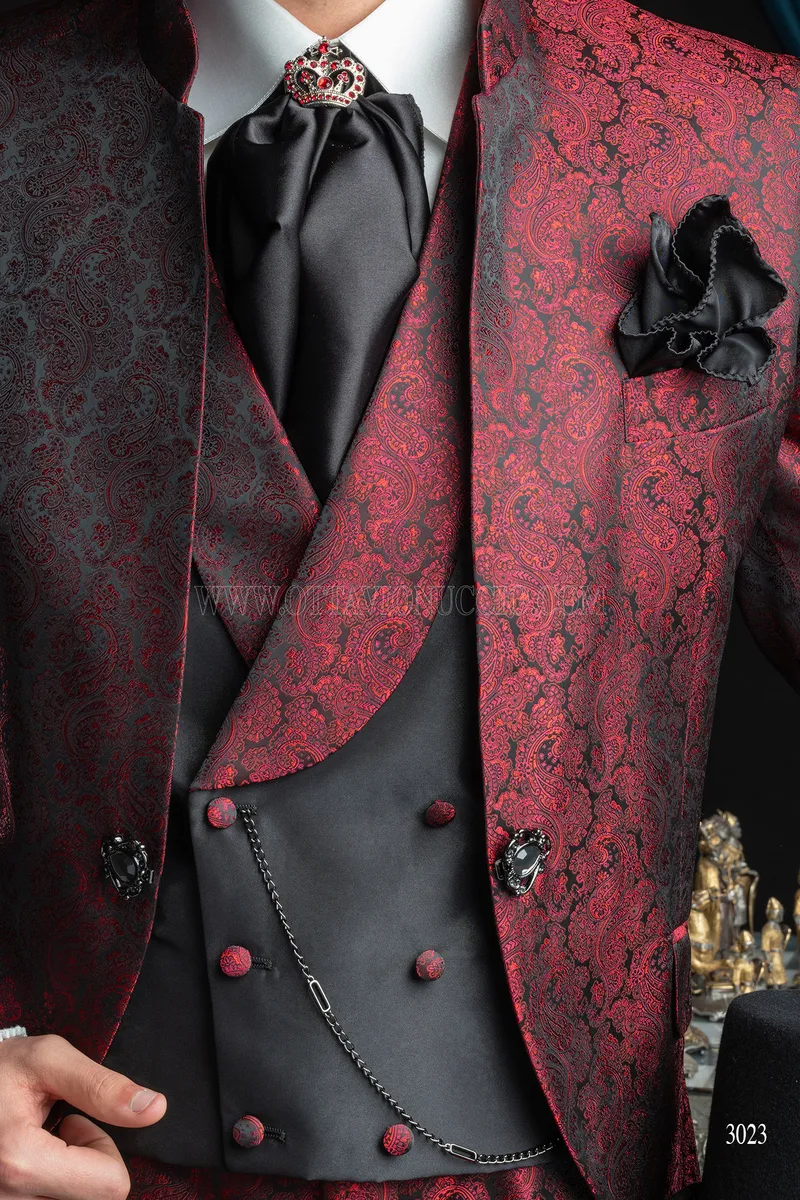 Abito sposo damascato rosso con collo coreano 3