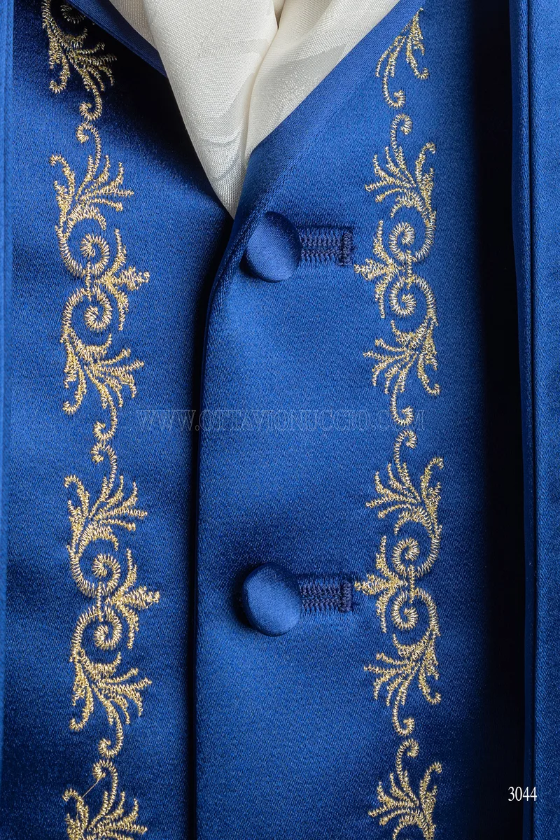 Abito uomo ricamato oro in stile barocco blu royal 5