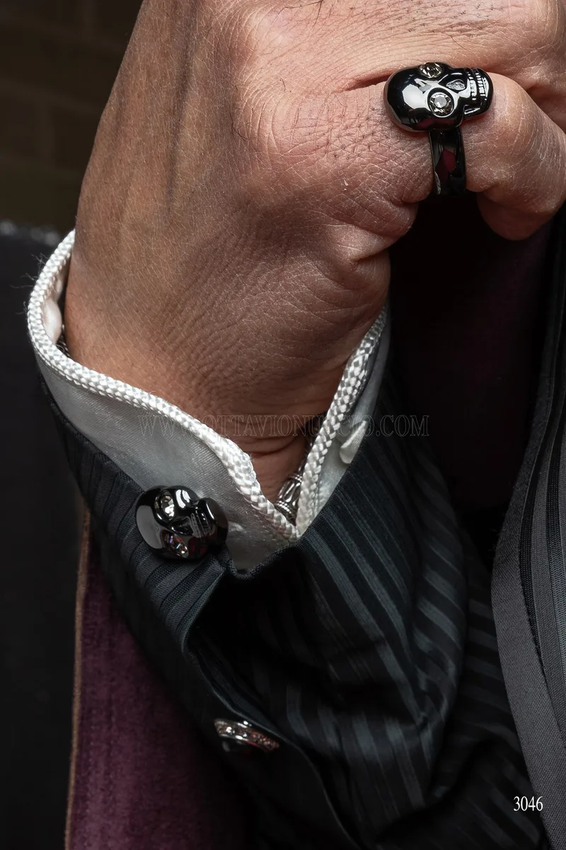Frac steampunk uomo gessato nero, gilet in seta viola - Disponibilità Limitata 9