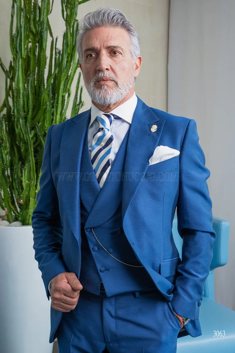 Abito da sposo shantung blu royal con gilet doppiopetto – Mezzobusto