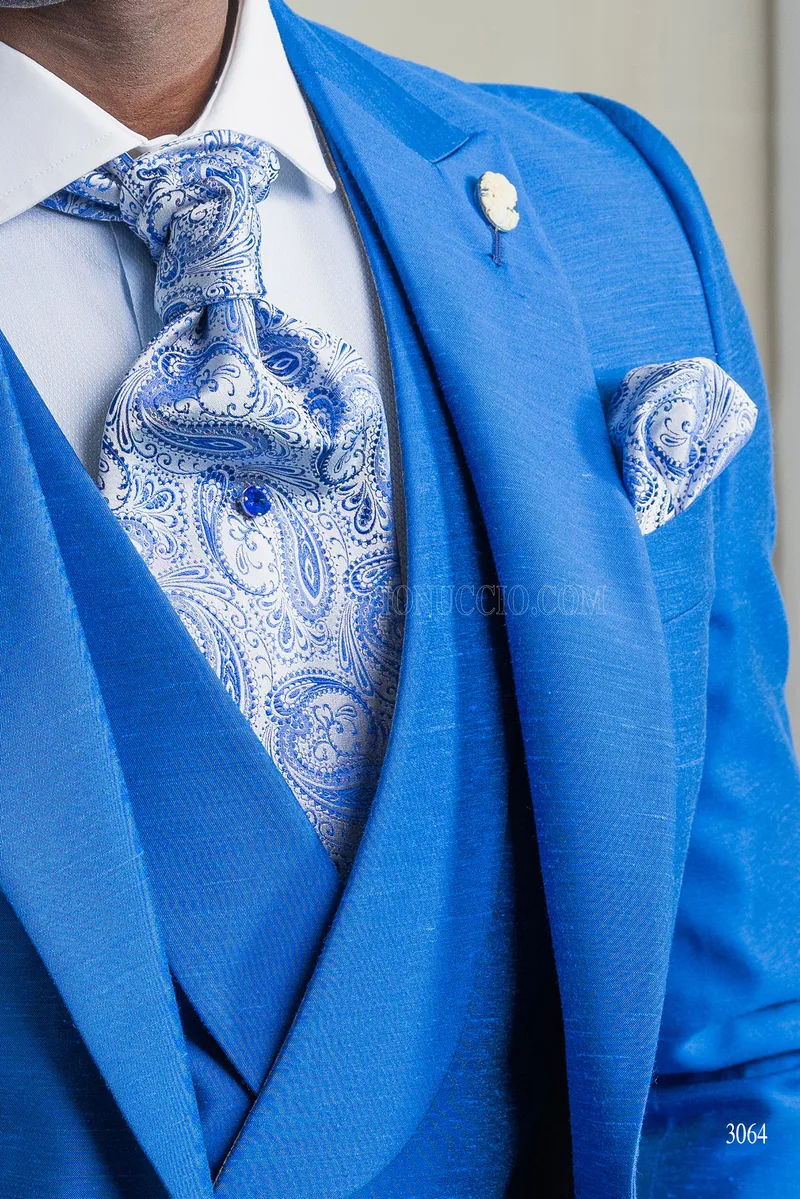 Abito da cerimonia blu royal con gilet doppiopetto – Accessori