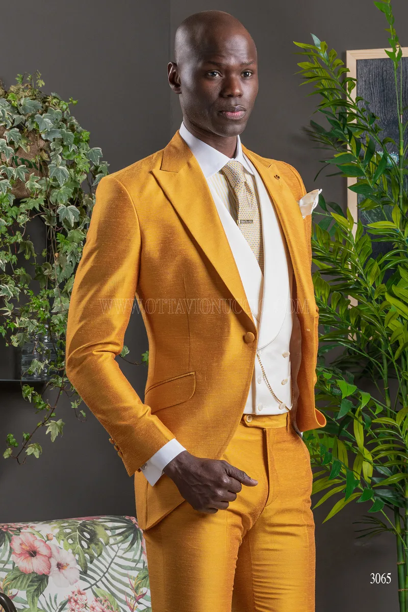 Abito da sposo shantung oro in misto viscosa con gilet abbinato – Mezzobusto
