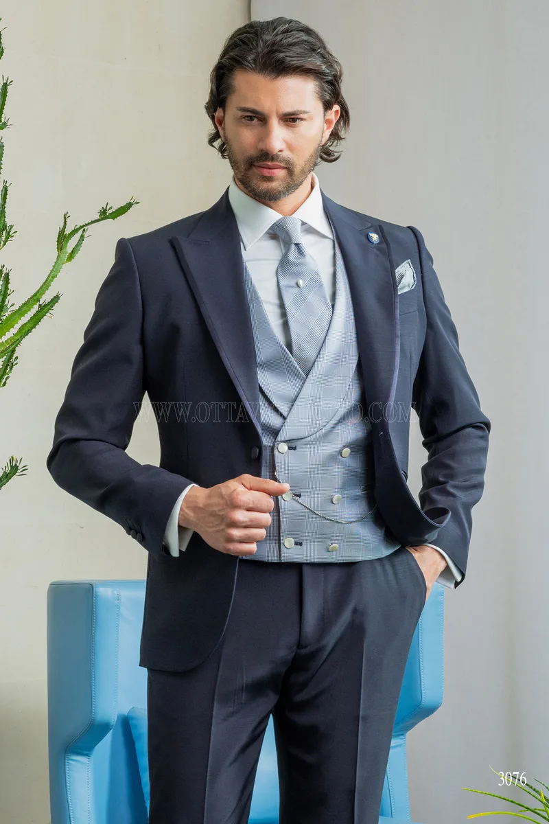 Blue italian wedding suit for men – Half-length view