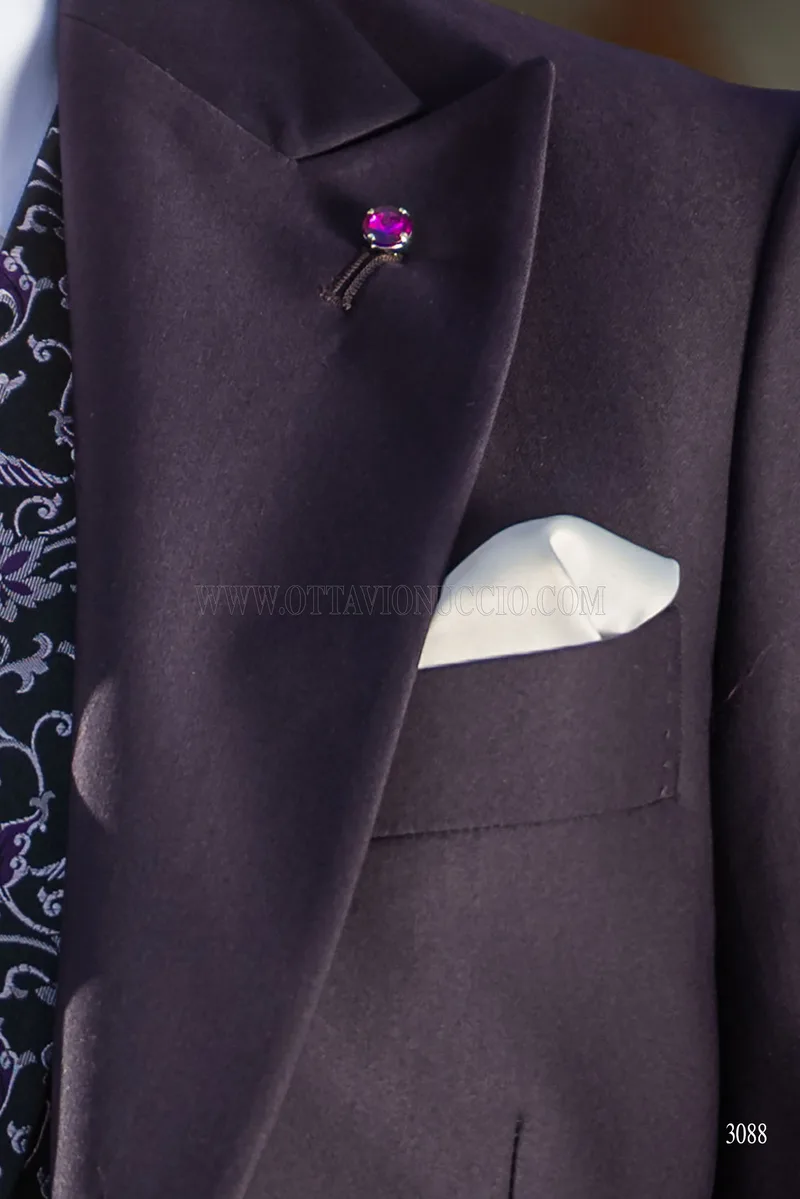 Abito da sposo viola con gilet in seta 5