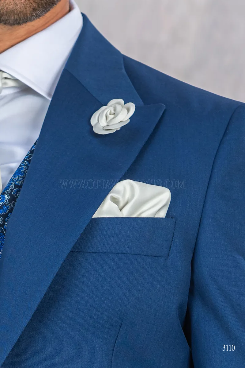 Abito da sposo tight moderno blu azzurro con gilet damascato 7