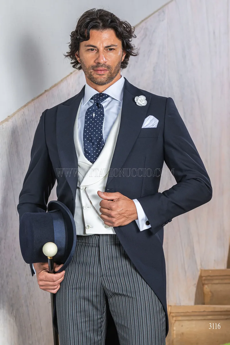 Tight classico blu da sposo con pantalone a righe 1