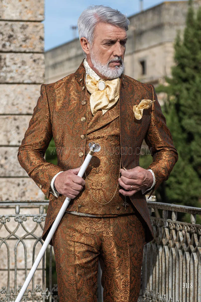 Abito sposo barocco broccato oro collo Napoleonico 1