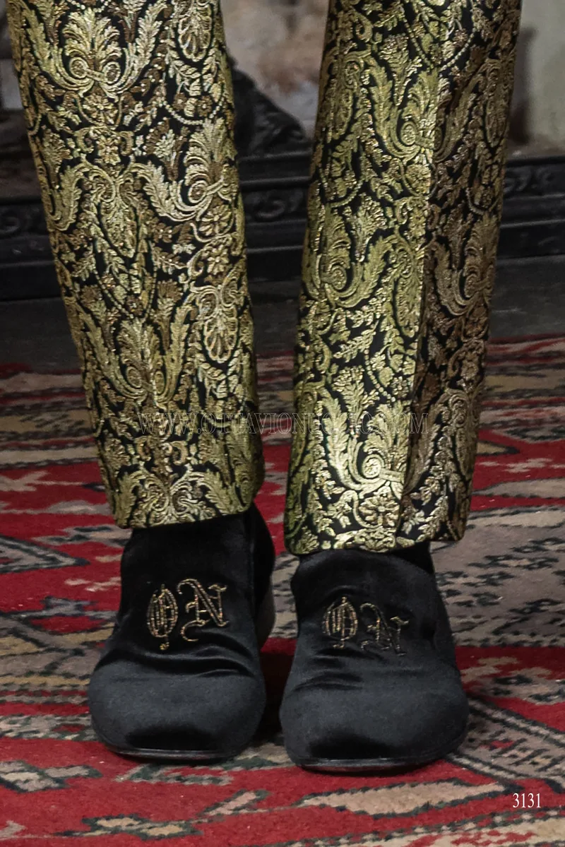 Vestito sposo gotico collo Napoleone broccato oro 7