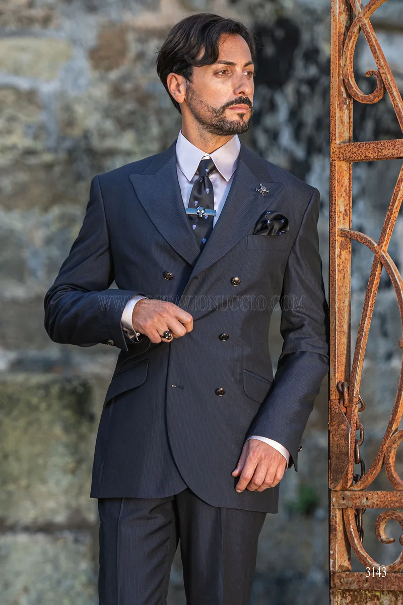Abito uomo doppiopetto moderno blu 2