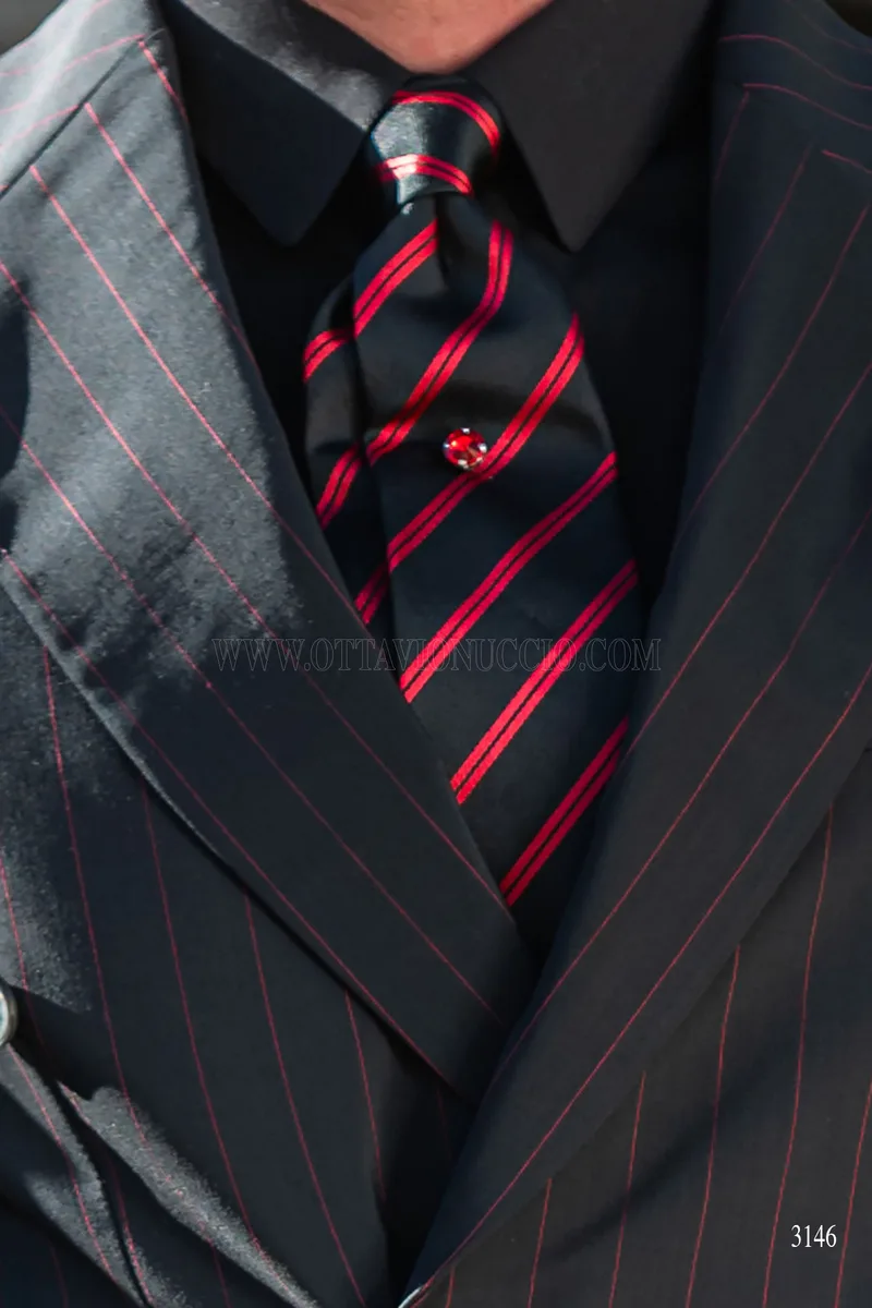 Abito uomo nero gessato rosso per matrimoni vintage 3