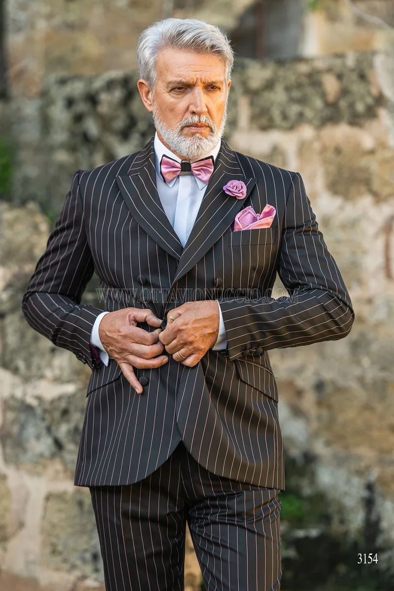 Smoking uomo sposo nero gessato rosa per matrimoni stile rock 2