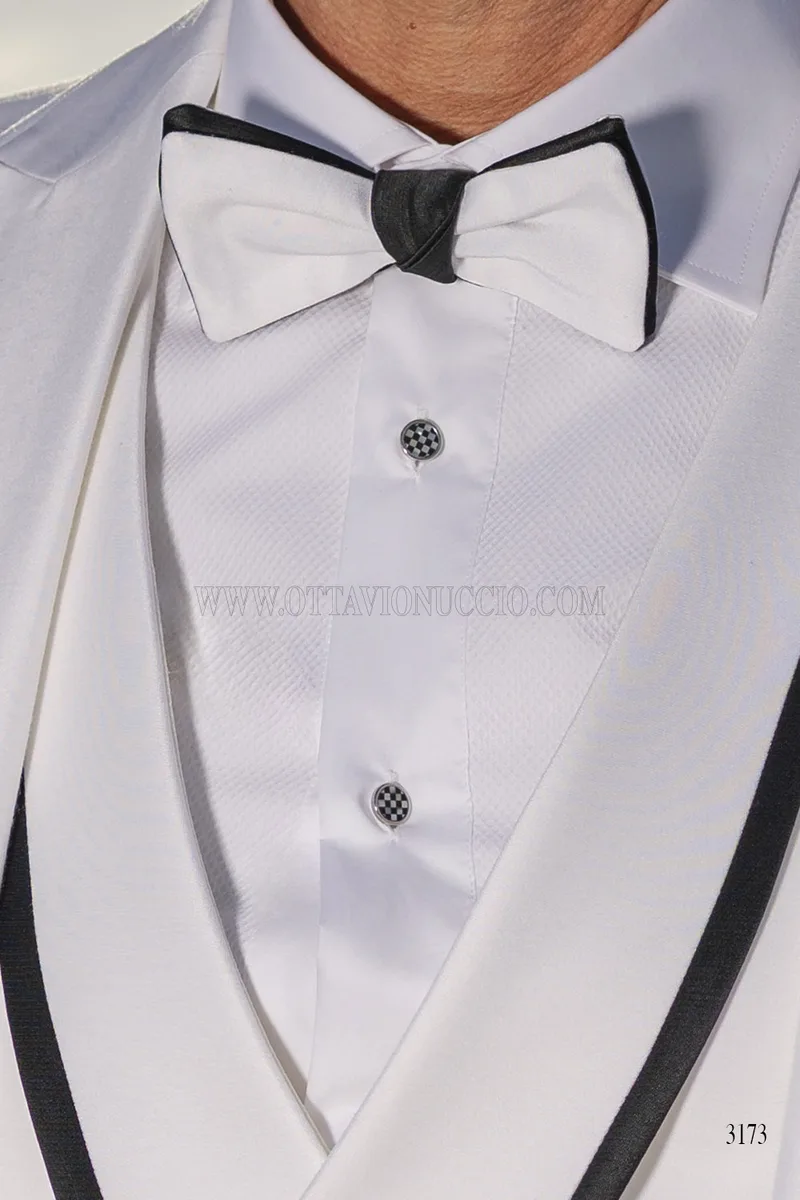 Smoking Bianco con Risvolto Polso Nero 5