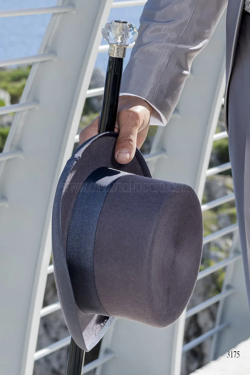 Abito da Sposo Grigio Perla con Gilet Ricamato 5