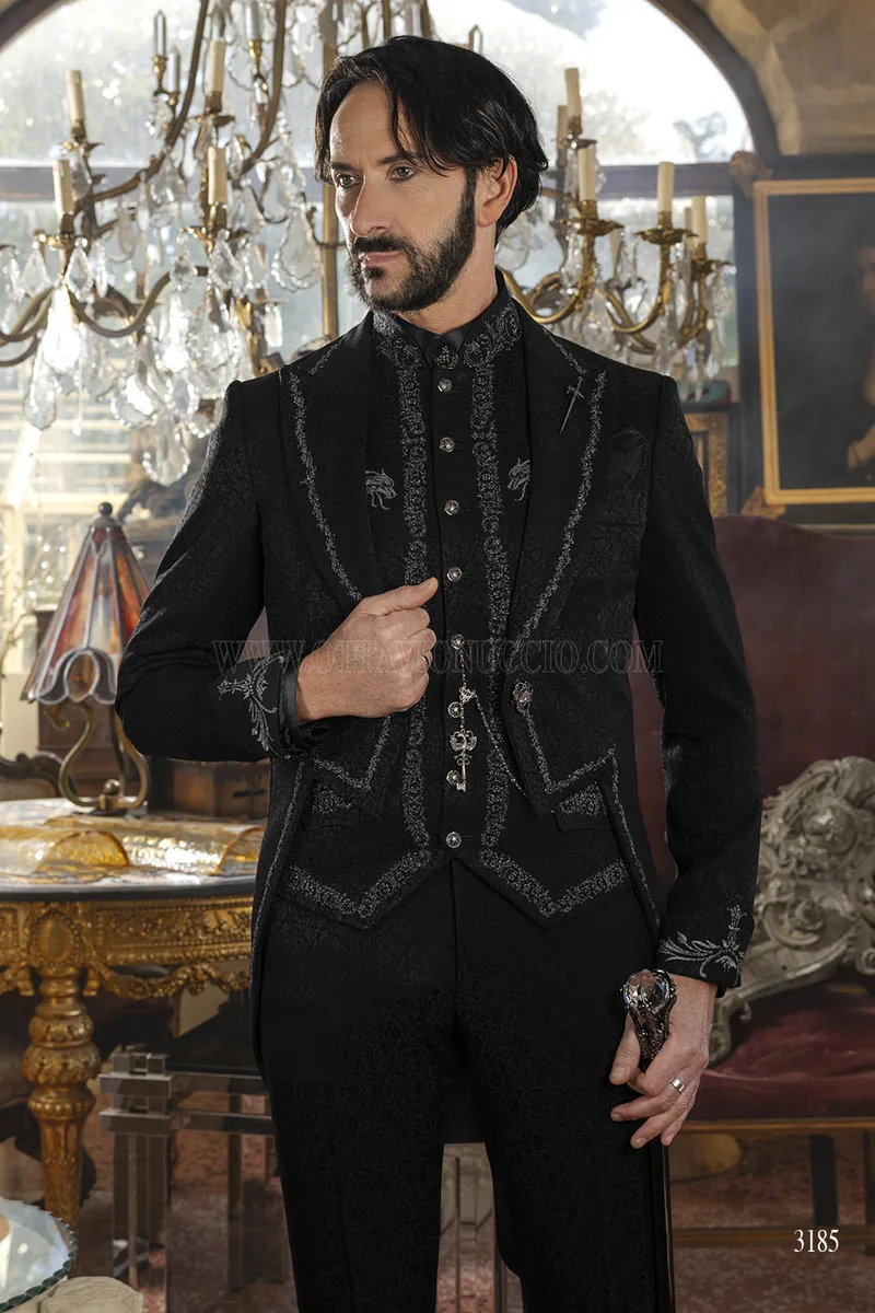 Frac Nero Ricamato - Eleganza Gotica Sartoriale Made in Italy – pa