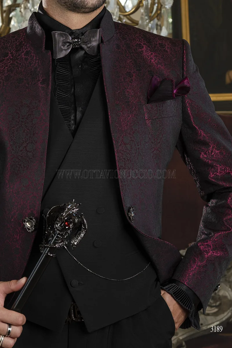 Abito da Cerimonia Uomo con Collo Coreano Damascato Bordeaux – pm