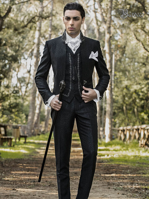 Abito coreano da sposo damascato nero stile barocco