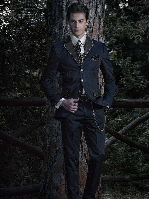 Abito da sposo moderno blu per uomo hipster