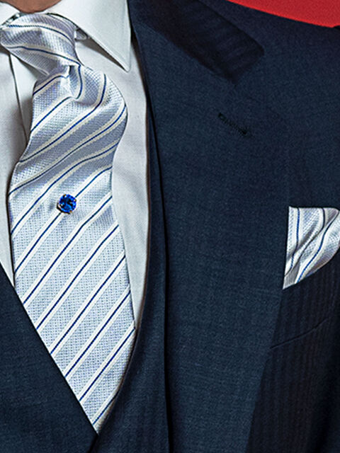 Cravatta e fazzoletto seta jacquard righe royal su fondo bianco