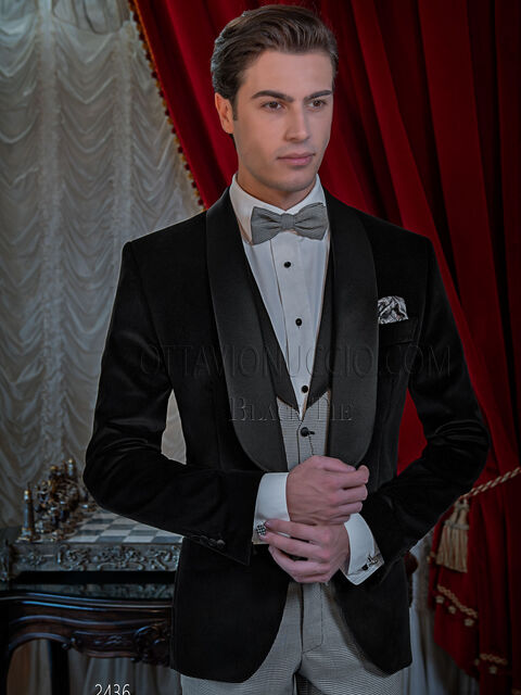Smoking uomo elegante da sera velluto nero, gilet e pantalone pied de poul