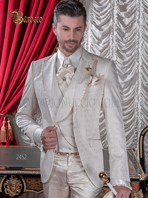 Vestito sposo damascato beige in misto seta stile barocco