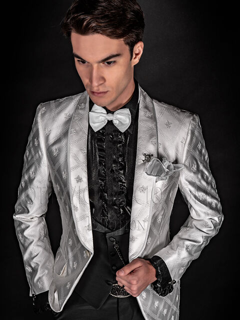 Giacca uomo in raso bianco ricamata, pantalone e gilet nero