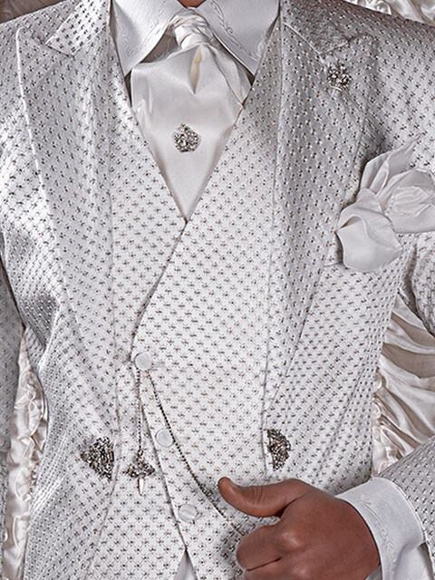 Gilet asimmetrico in raso ricamato