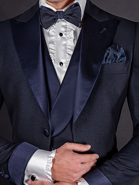 Gilet doppiopetto sciallato blu con rever in raso