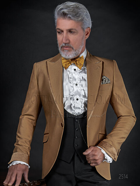 Vestito moda fashion uomo oro, pantalone e gilet nero