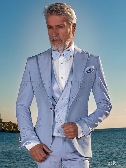 Abito moda fashion uomo celeste con profilo in raso