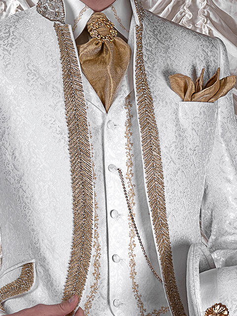 Gilet con rever broccato bianco ricamato oro