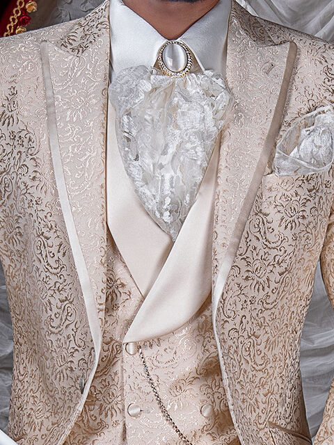 Gilet doppiopetto sciallato damascato con rever in raso