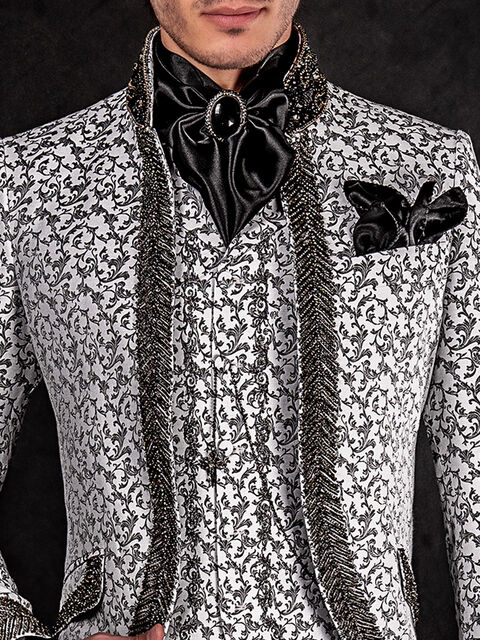 Gilet damascato con ricamo color nero-argento