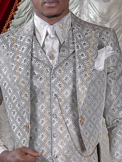 Gilet broccato avorio con ricamo oro