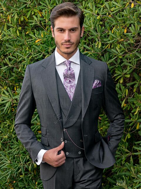 Abito classico per uomo elegante completo di gilet doppiopetto grigio