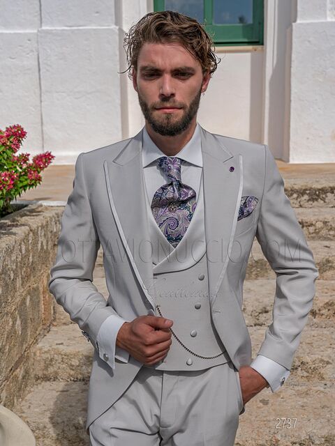 Abito da cerimonia uomo moderno 3 pezzi grigio perla, gilet doppiopetto