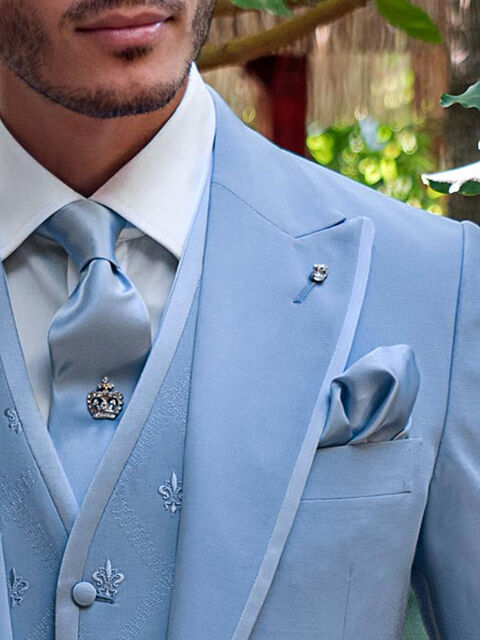 Cravatta e fazzoletto in raso blu tiffany