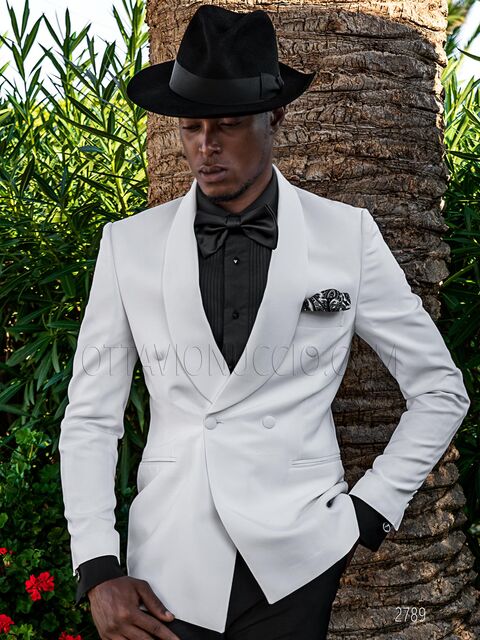 Giacca smoking doppiopetto sciallato bianco e pantalone nero