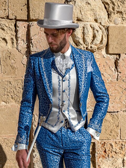 Frac stile barocco blu royal damascato con ricami argento in stile signorile