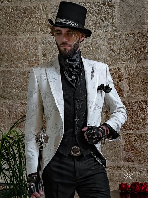Giacca cerimonia uomo bianca con ricamo floreale argento e pantalone nero